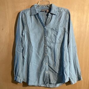 Chico’s ❤️ Women’s Button Down